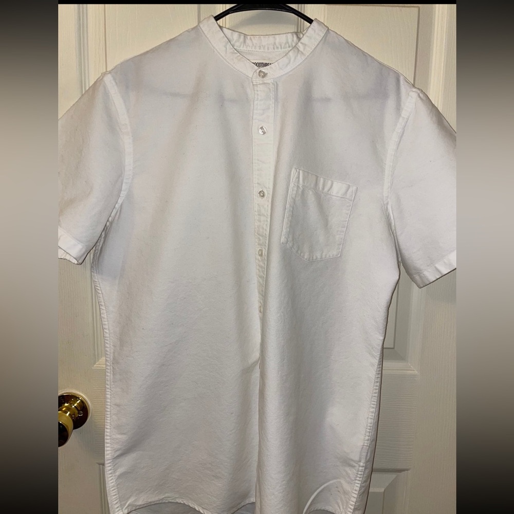 NWOT Lot of 4 Men’s Short Sleeve Button Up Shirts
